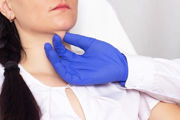 Picture a lady's double chin